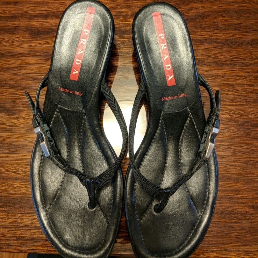 EUC | AUTHENTIC | PRADA SANDAL | 8.5 SIZE